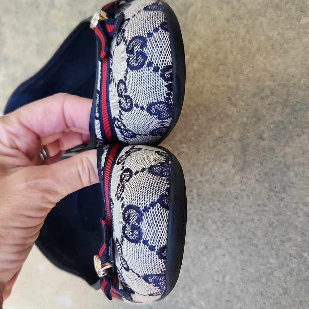 Auth Gucci Logo Flats 8.5 WITH BOX - Picture 10 of 16